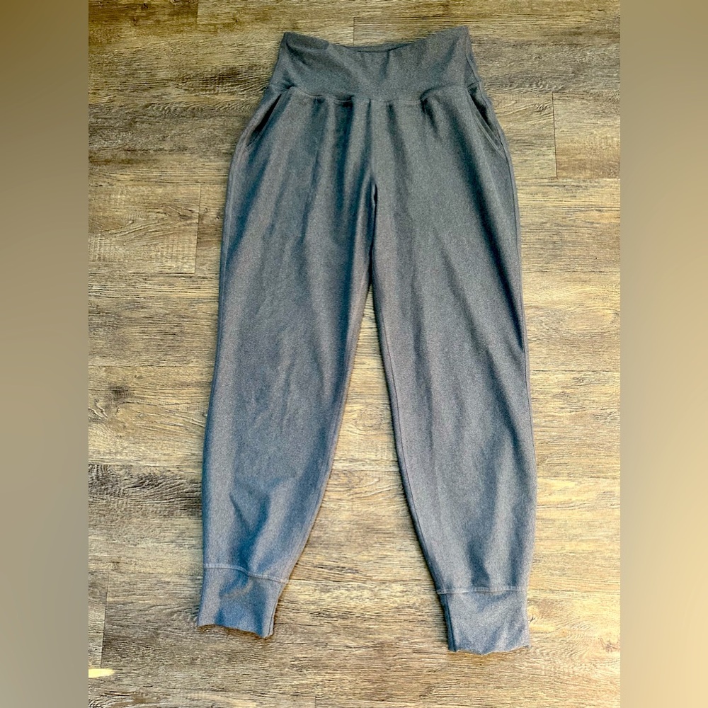 Old navy active power soft high rise leggings jogger pants size M grey